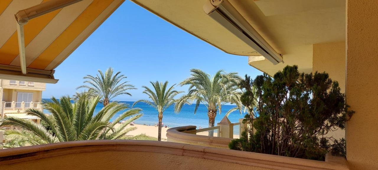 Estupendo Apartamento En Primera Linea De Playa Y Con Vistas Al Mar دينايا المظهر الخارجي الصورة