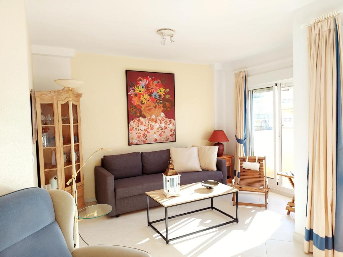 Estupendo Apartamento En Primera Linea De Playa Y Con Vistas Al Mar دينايا المظهر الخارجي الصورة